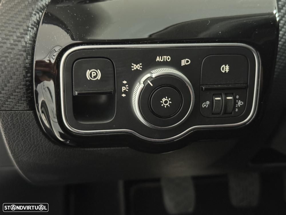 Mercedes-Benz A 180 d Style - 28