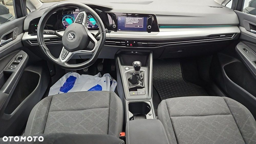 Volkswagen Golf - 13