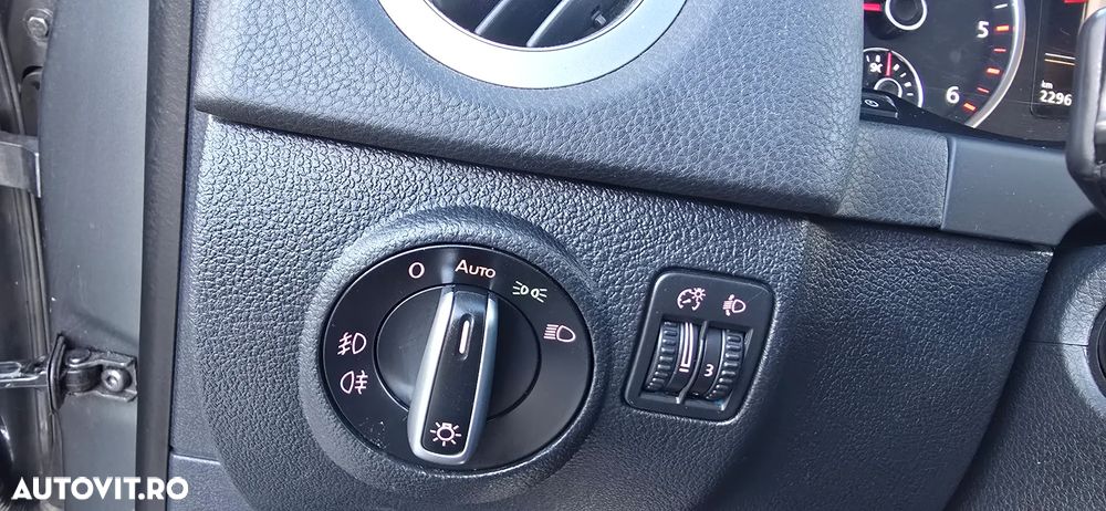 Volkswagen Tiguan - 14