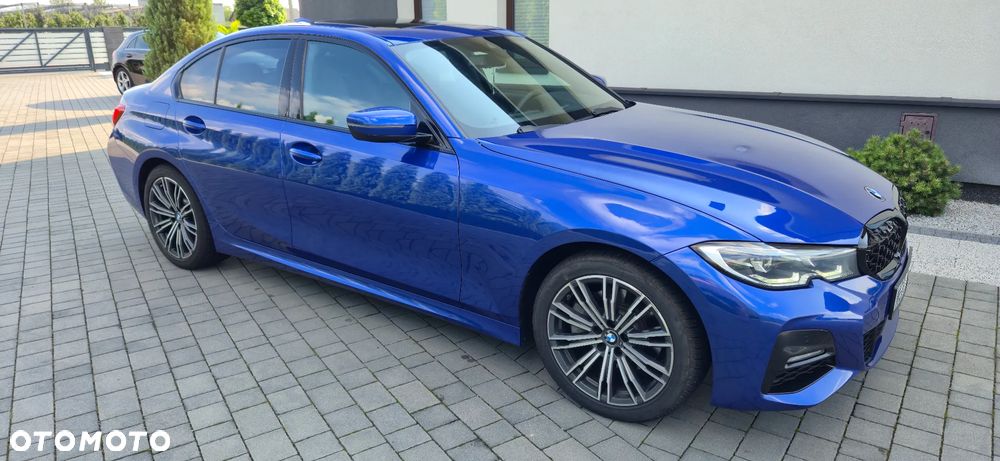 BMW Seria 3 330i xDrive M Sport - 4
