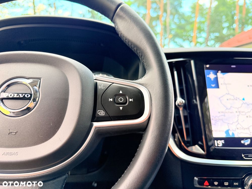 Volvo V60 T4 Geartronic Momentum Pro - 16