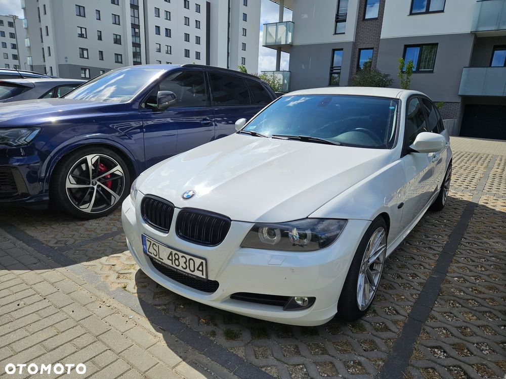 BMW Seria 3 320i - 7