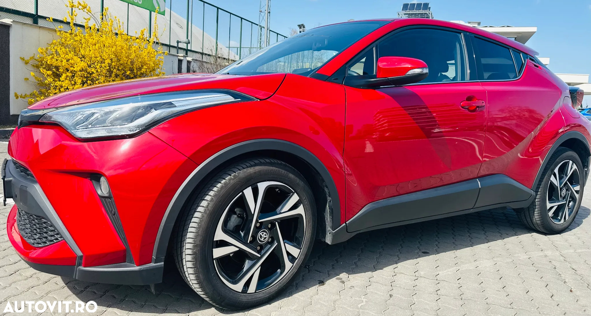 Toyota C-HR 1.8 HSD 122 CP 4x2 CVT Cult - 3