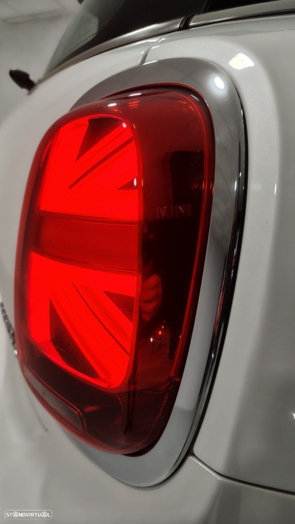 MINI 3 Portas Cooper SE Premium Essential - 17