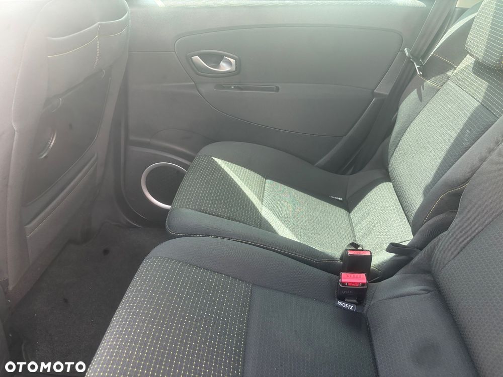 Renault Scenic TCe 130 Dynamique - 19
