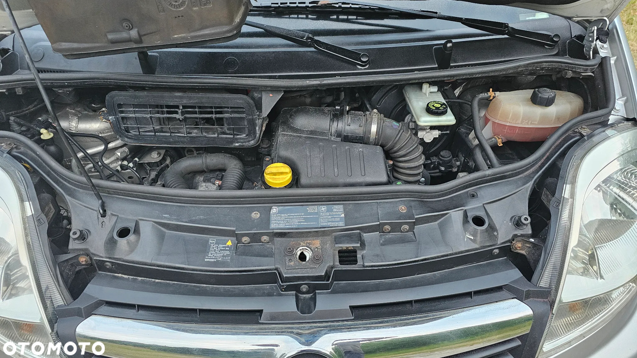 Opel VIVARO - 11