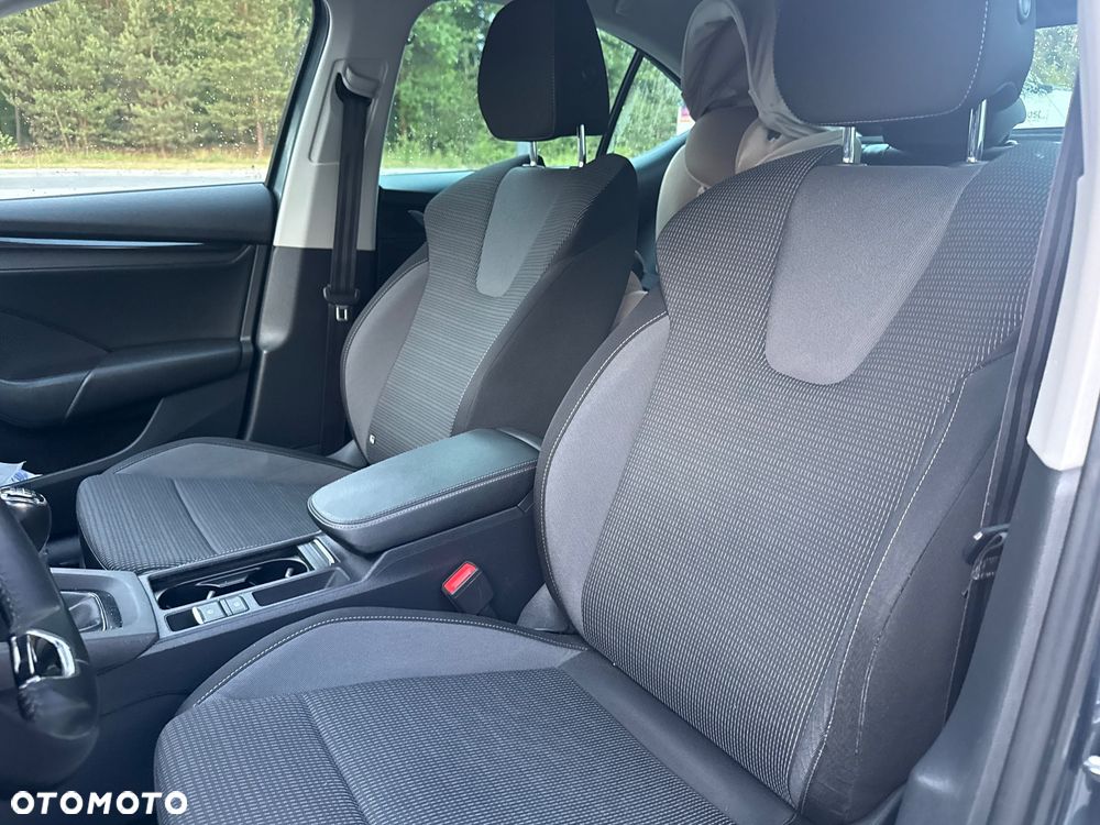 Skoda Octavia 2.0 TDI Sportline - 6