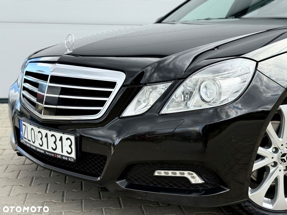 Mercedes-Benz E-Class 2009 photo 5