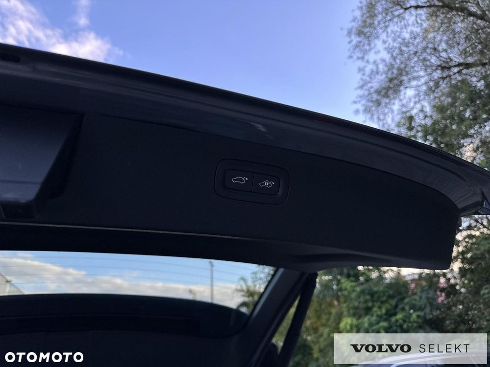 Volvo XC 90 - 16