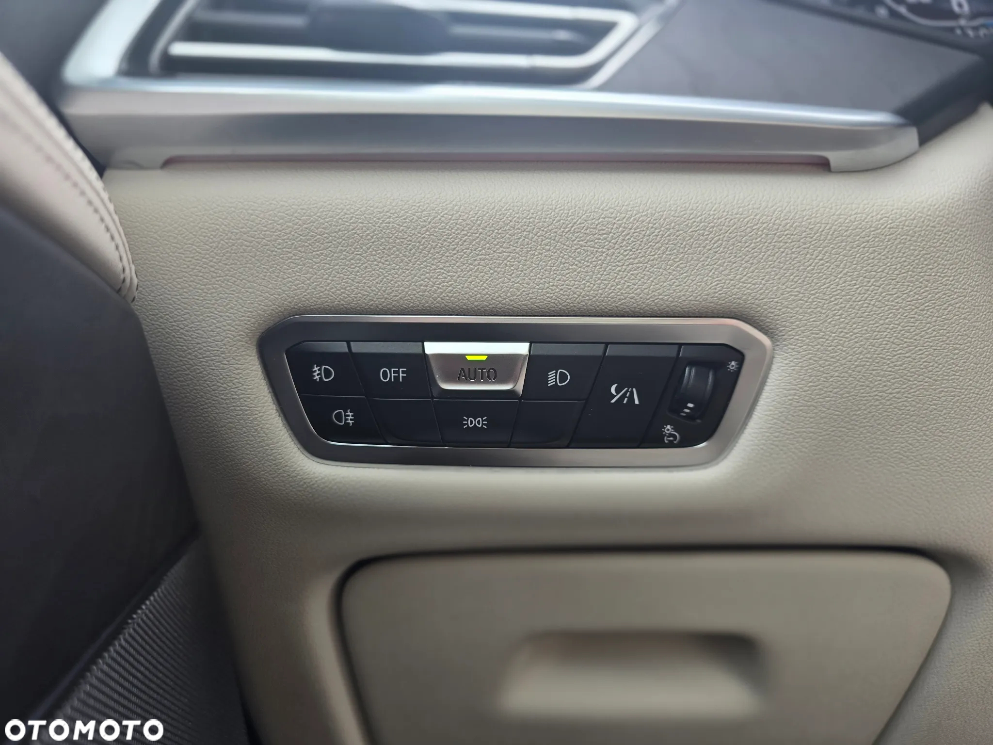 BMW X7 M50i sport - 34