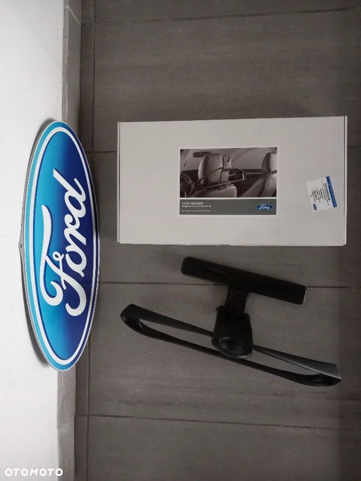 Wieszak Ford na płaszcz z uchwytem do mocowania, czarny matowy 2448529 - 3