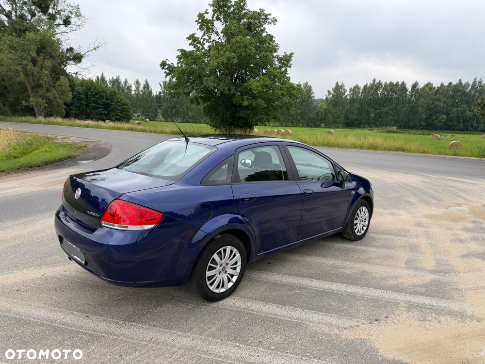 Fiat Linea 1.4 T-Jet 16V Emotion - 16