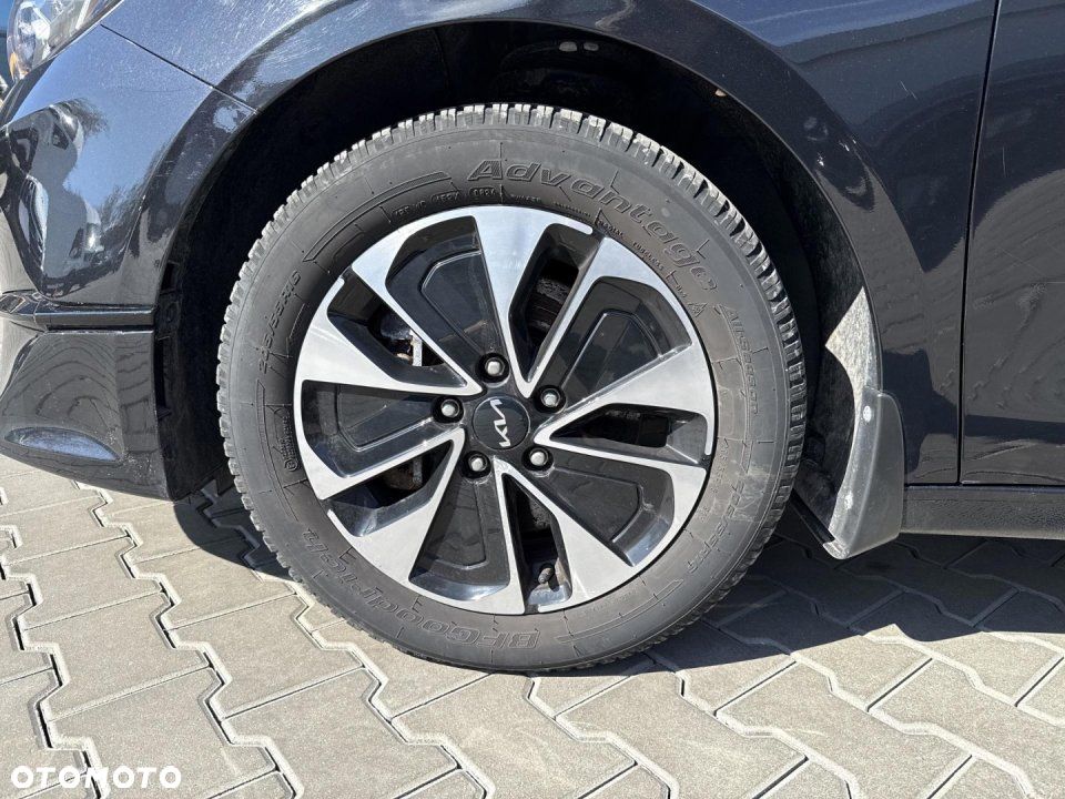 Kia Ceed - 21