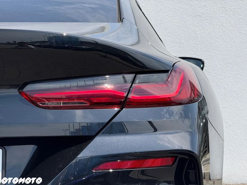 BMW Seria 8 - 9