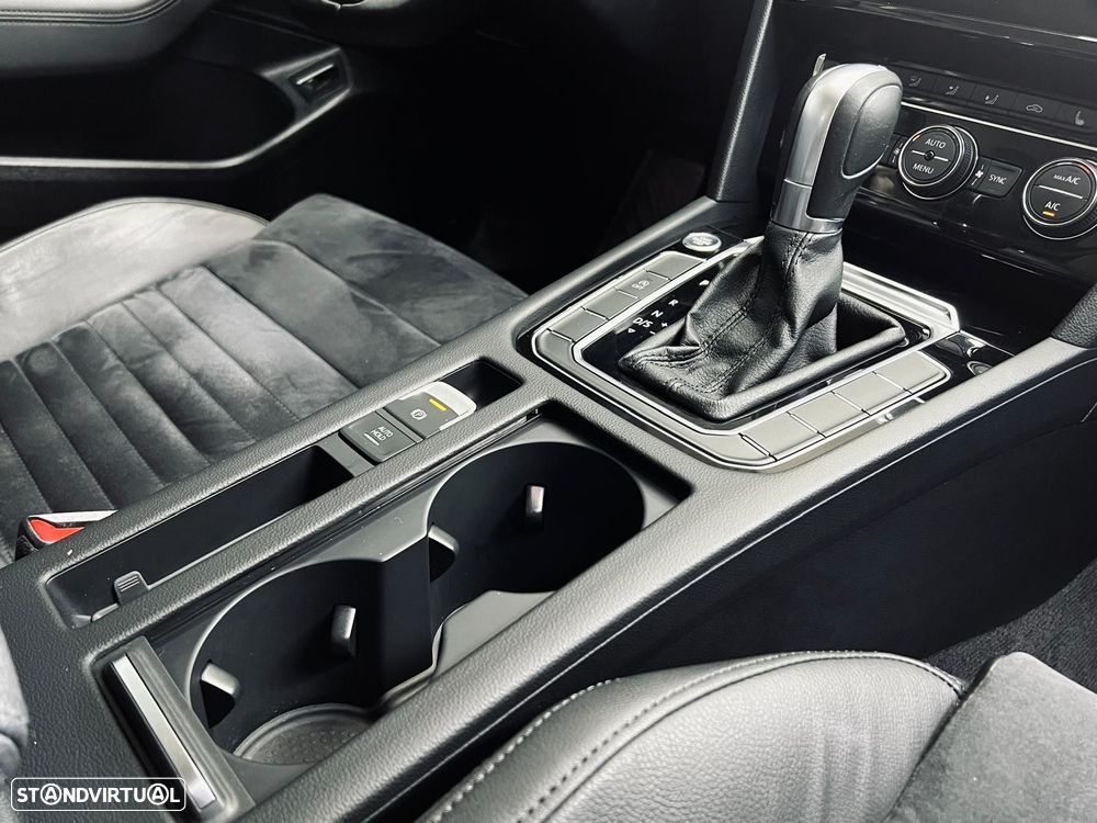 VW Passat 2.0 TDI Highline DSG - 25