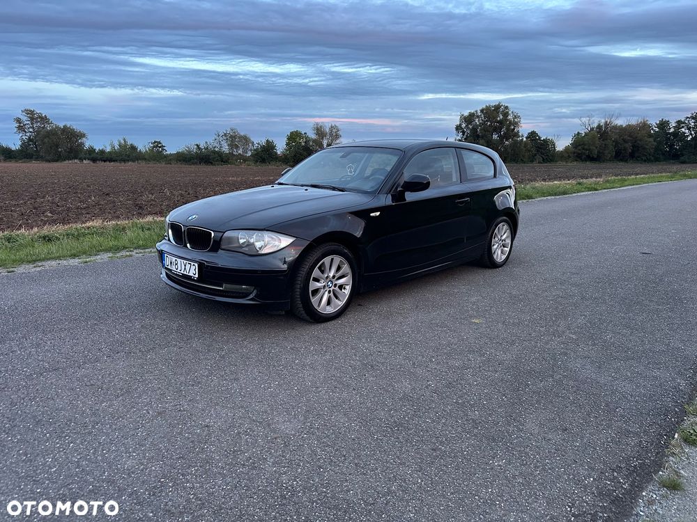 BMW Seria 1 118d Sport Line - 9