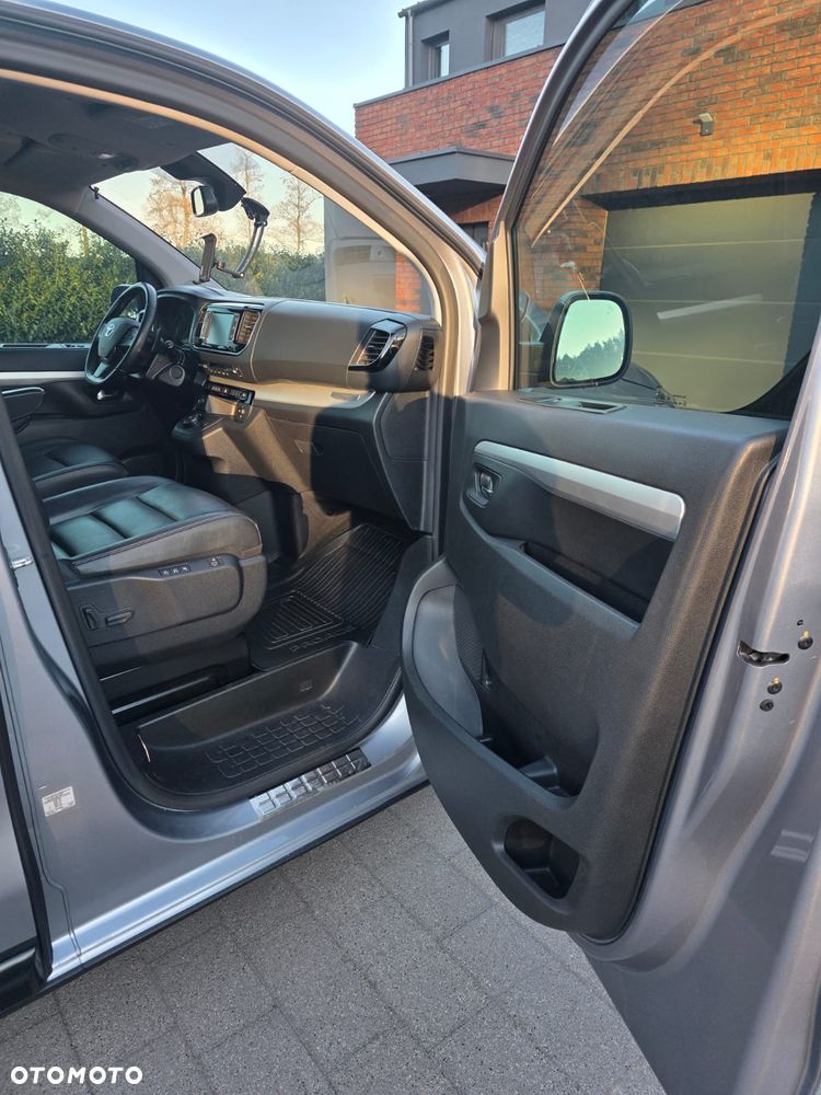 Toyota Proace Verso 2.0 D4-D Long VIP - 21