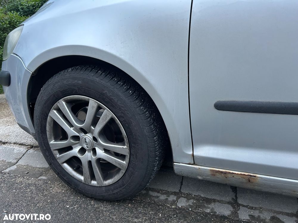 Volkswagen Golf Plus - 4