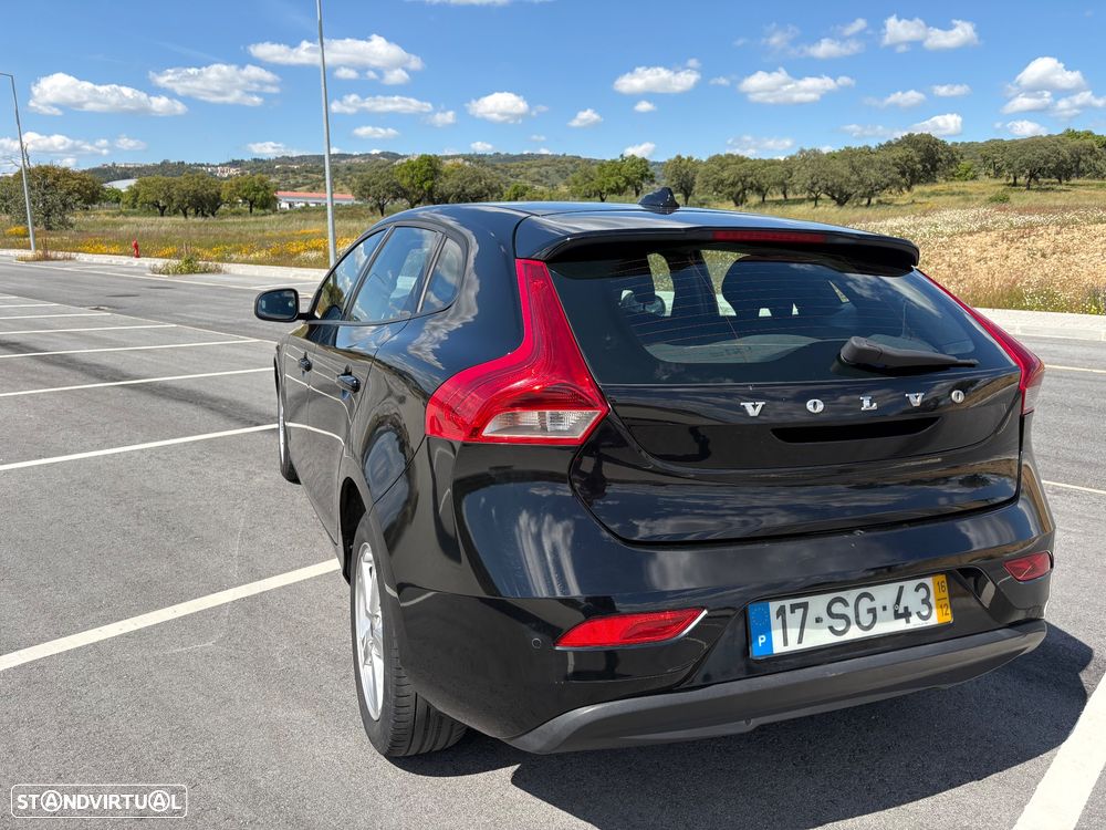 Volvo V40 2.0 D2 Momentum - 8