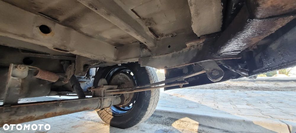 Volkswagen Caddy - 12