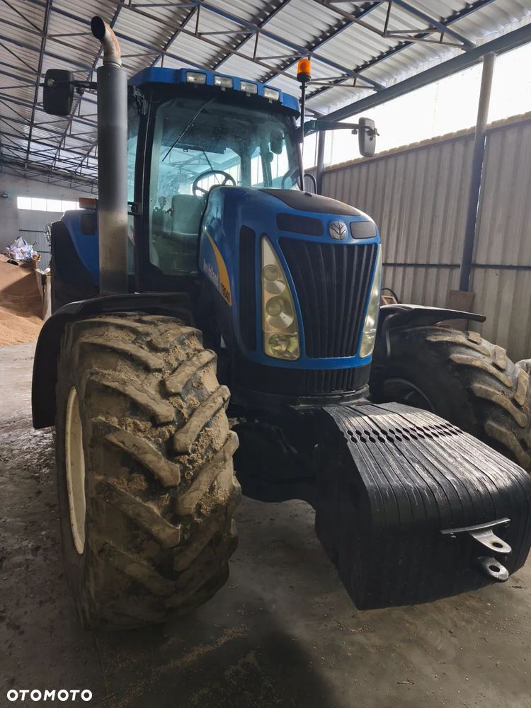 New Holland T8040 - 3
