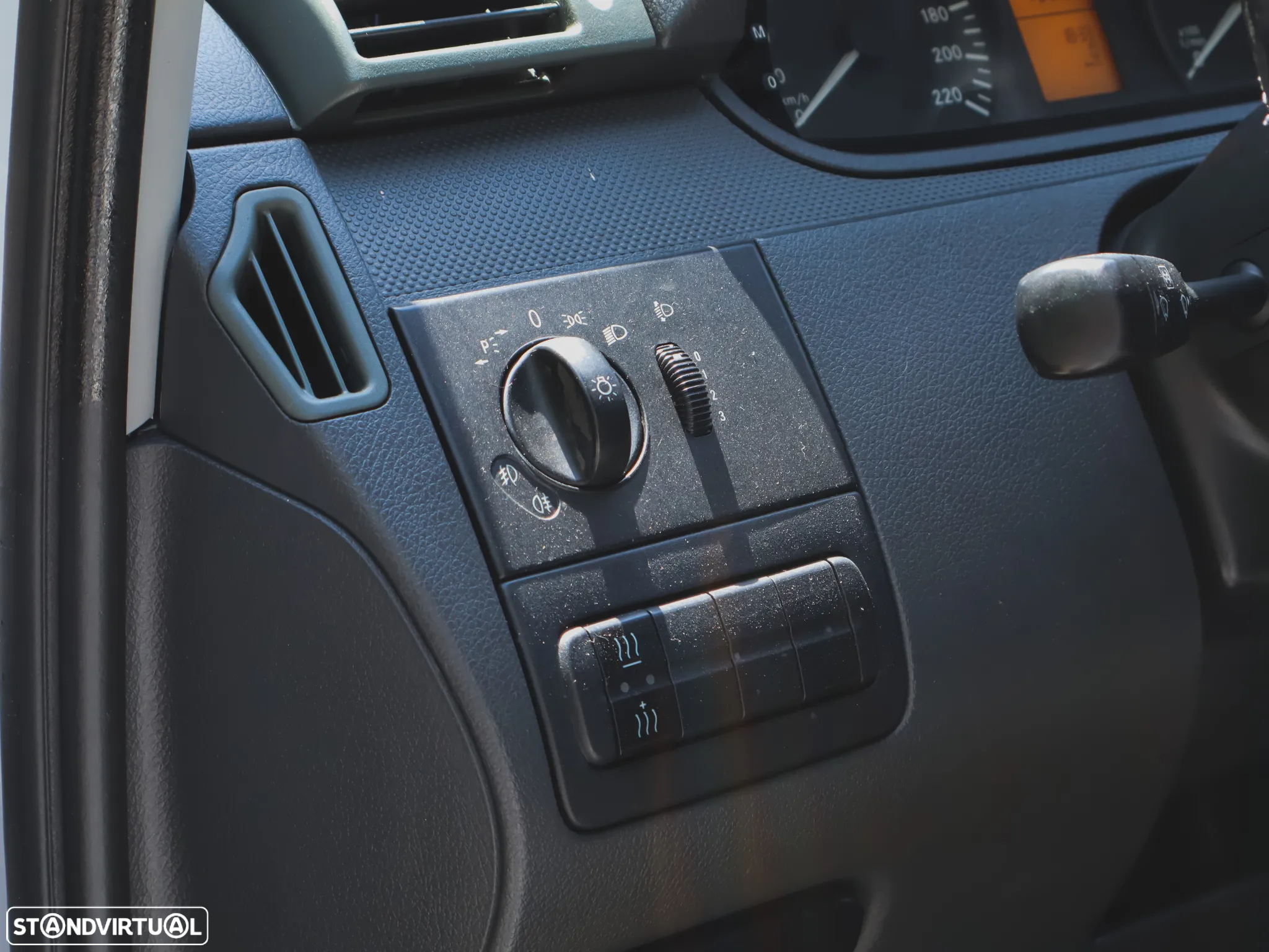 Mercedes-Benz Vito 110CDI Clima Banco Aquecido - 17