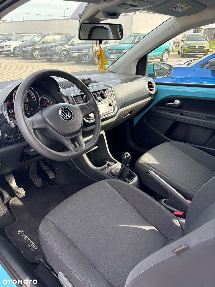 Volkswagen up! - 18
