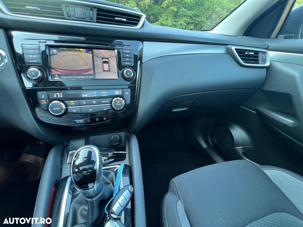 Nissan Qashqai - 12