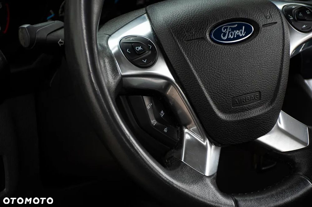 Ford Tourneo Connect Grand 1.6 TDCi Titanium - 23