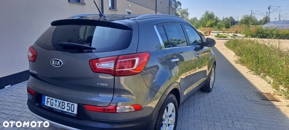Kia Sportage 2,0 CRDI AWD Spirit - 24