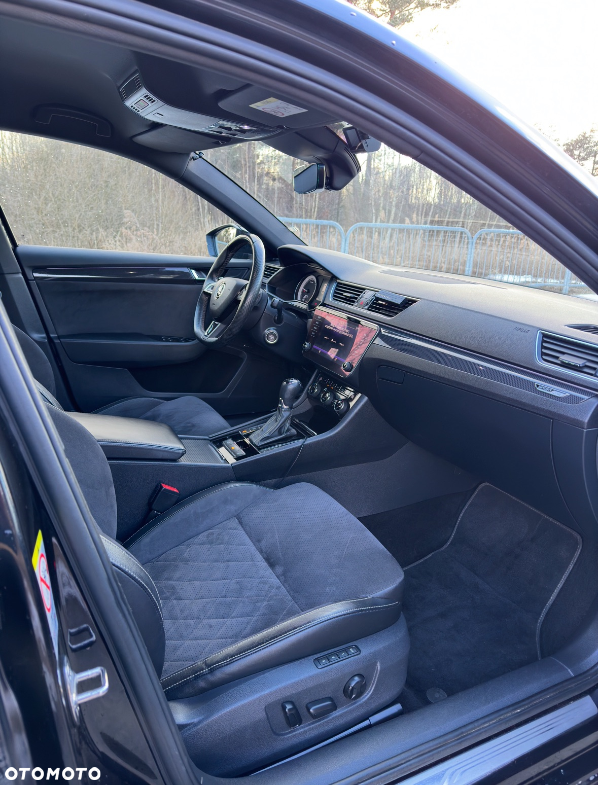 Skoda Superb 2.0 TDI Sportline DSG - 14