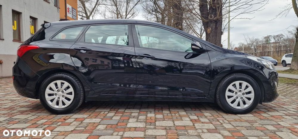 Hyundai i30 1.6 CRDI DCT Premium - 3