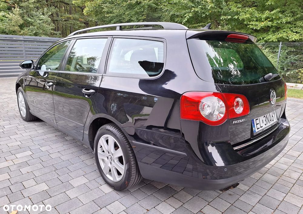 Volkswagen Passat 2.0 TDI DPF Trendline - 6