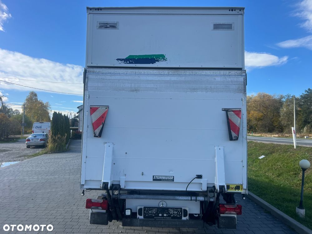 Mercedes-Benz Sprinter - 5