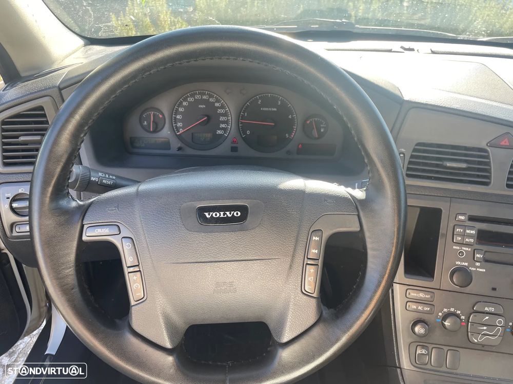 Volvo V70 2.4 D5 - 8