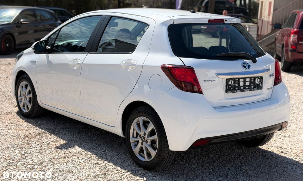 Toyota Yaris - 4