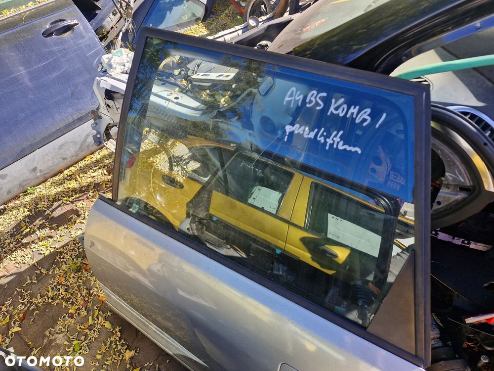 Drzwi A4B5 KOMBI srebrne - 3