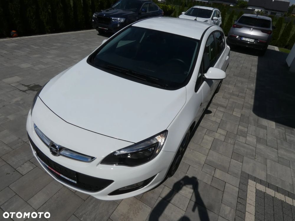 Opel Astra 1.6 Active EU6 - 1