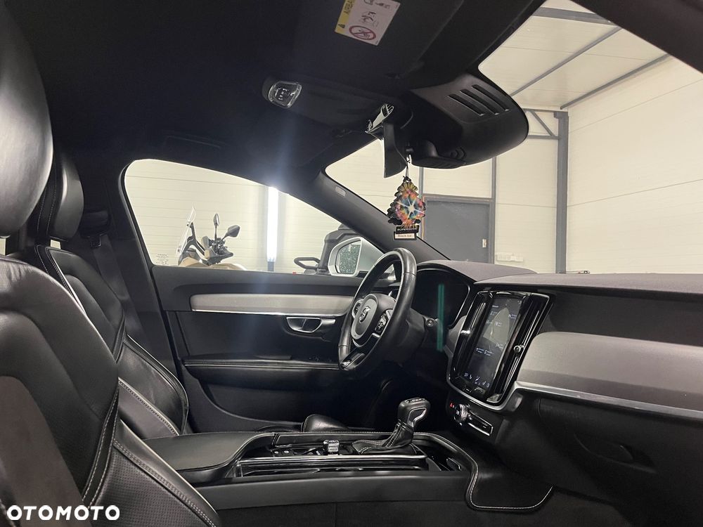 Volvo V90 D3 Geartronic R Design - 29