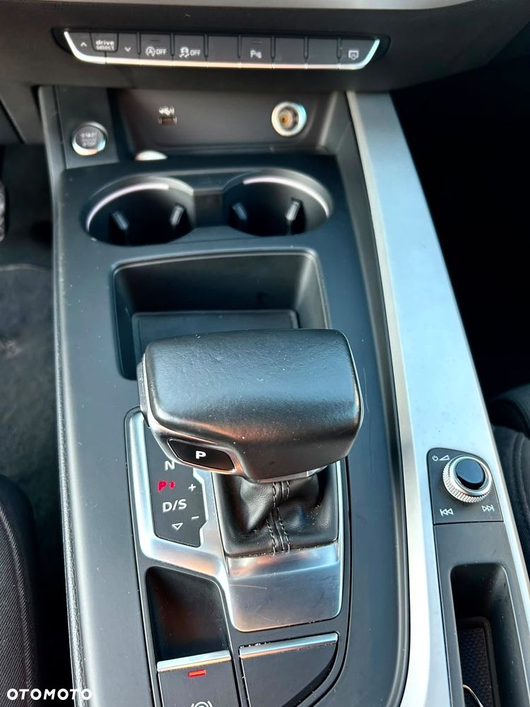 Audi A4 Avant 40 TDI quattro S tronic advanced - 23