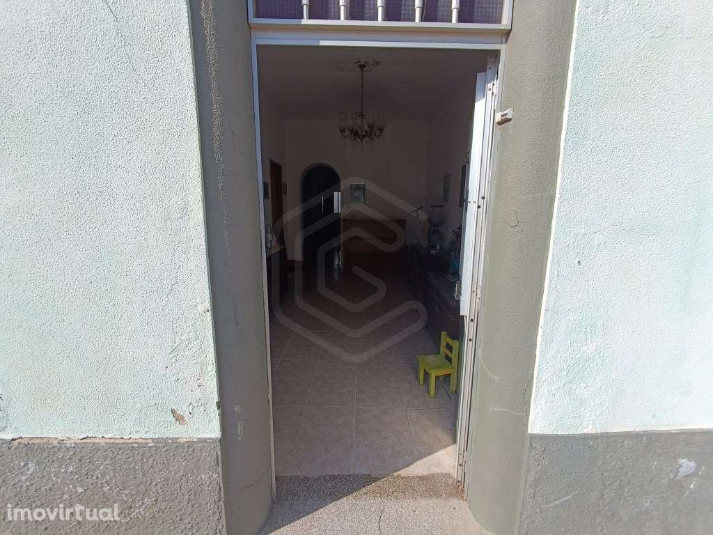 Casa térrea para remodelar - Excelente oportunidade no coração de C... - Grande imagem: 4/20