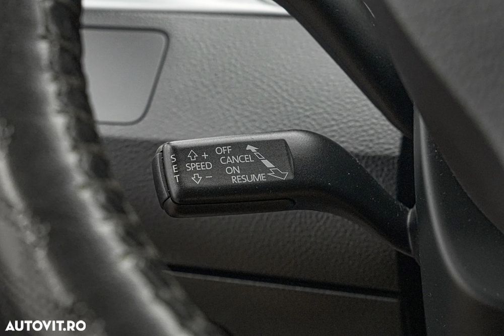 Volkswagen Passat CC - 24