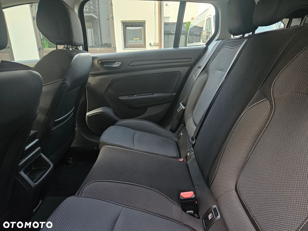 Renault Megane 1.3 TCe FAP Business - 23