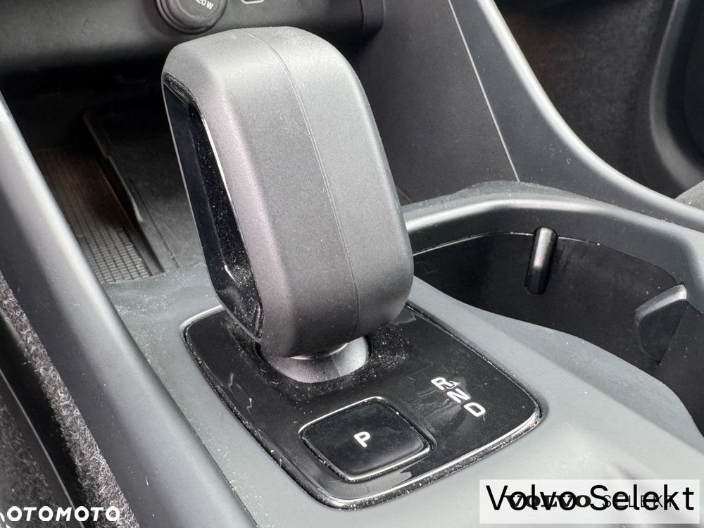 Volvo XC 40 - 22