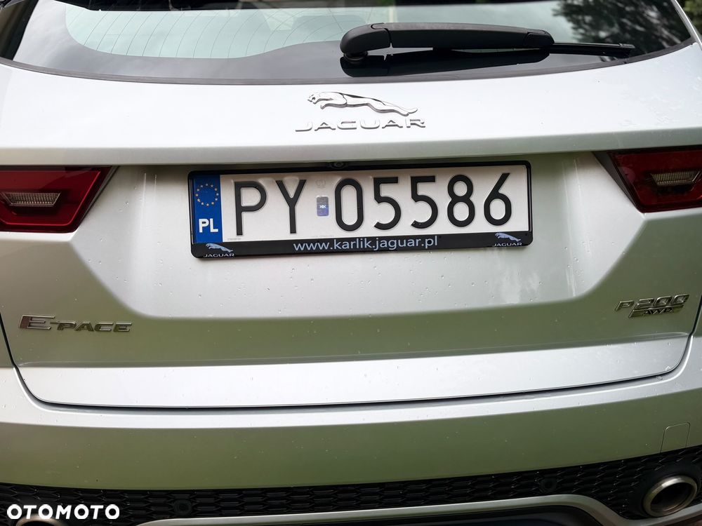 Jaguar E-Pace 2.0 i4P AWD R-Dynamic S - 25