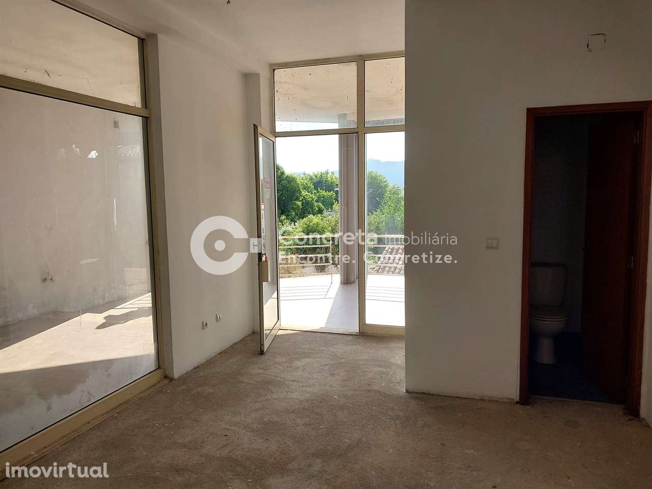 Loja no centro de Barcelos - Grande imagem: 3/8