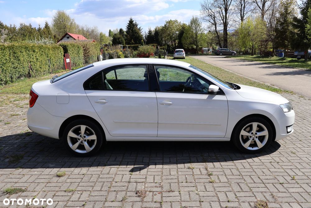 Skoda RAPID 1.2 TSI Style - 16