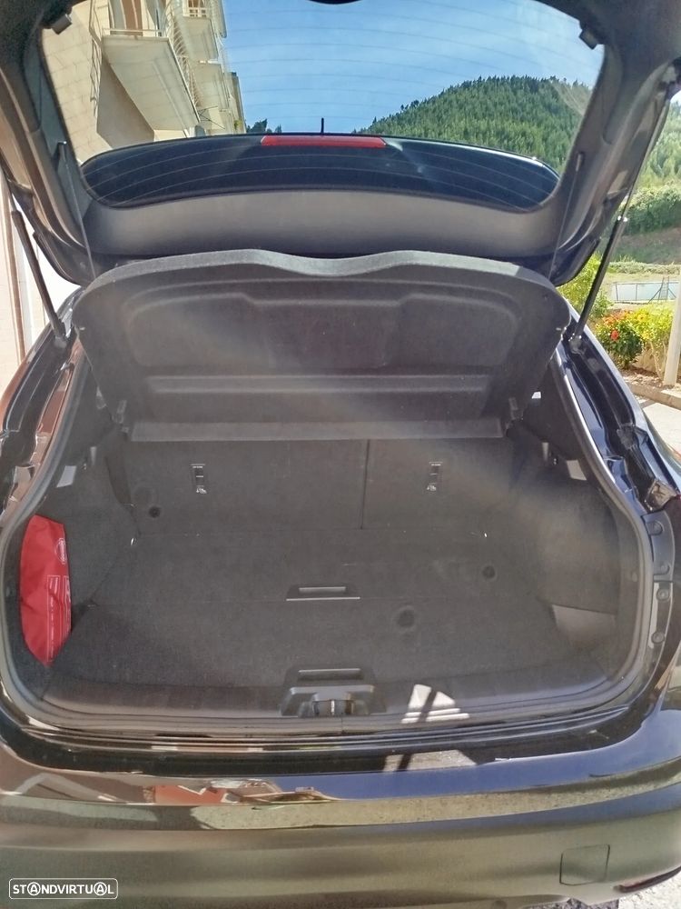 Nissan Qashqai 1.5 dCi N-Connecta 18 - 26