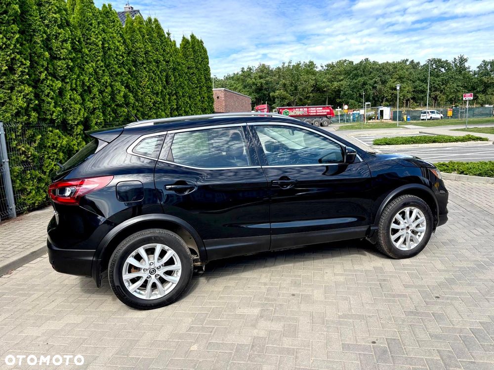 Nissan Qashqai - 4