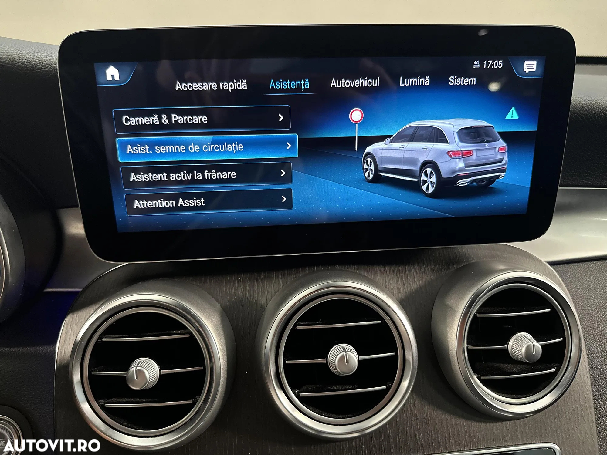 Mercedes-Benz GLC 300 de 4MATIC - 23